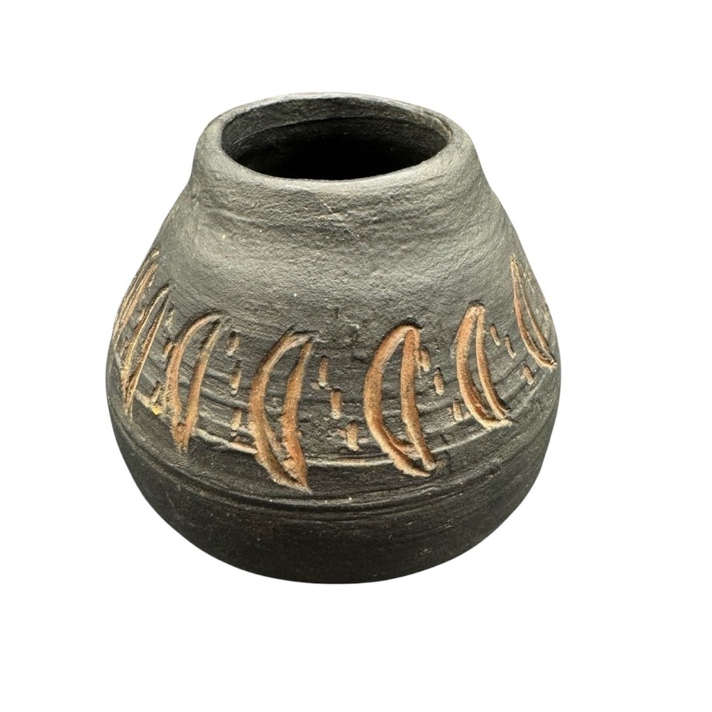 Vintage Signed KNH Black Southwestern Native American Crescent Moon Pottery Vase